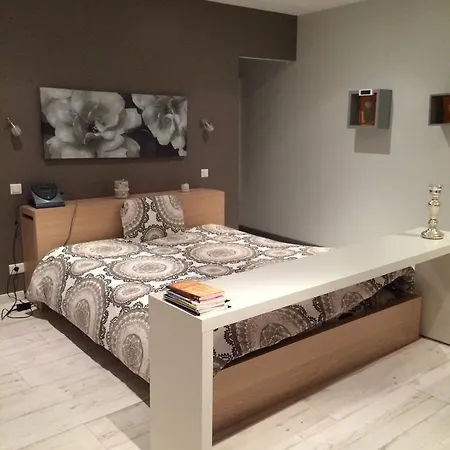 ゲストハウス Loft Zen ボルドー